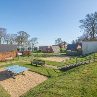 Chalet 47 By The Sea Kingsdown  Exterior photo